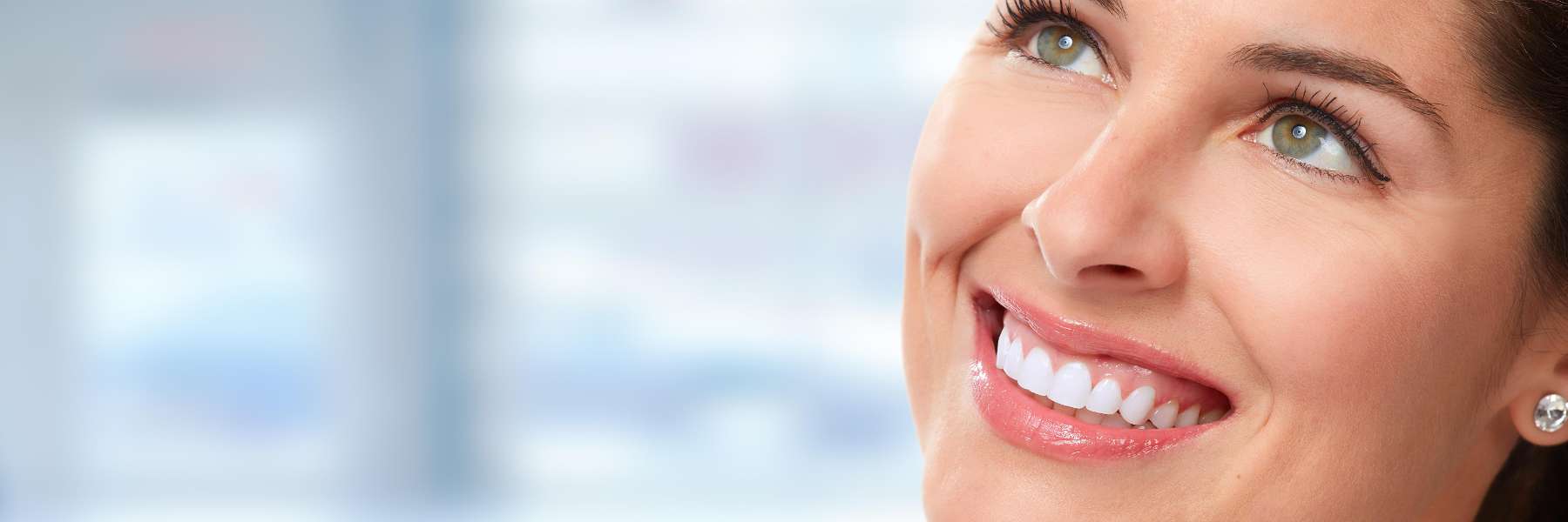 Smiling woman with green eyes