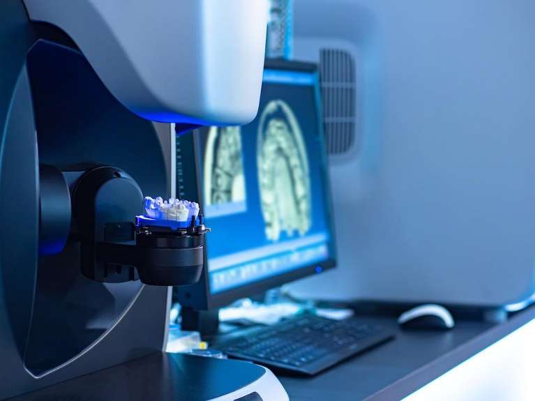 CEREC machine